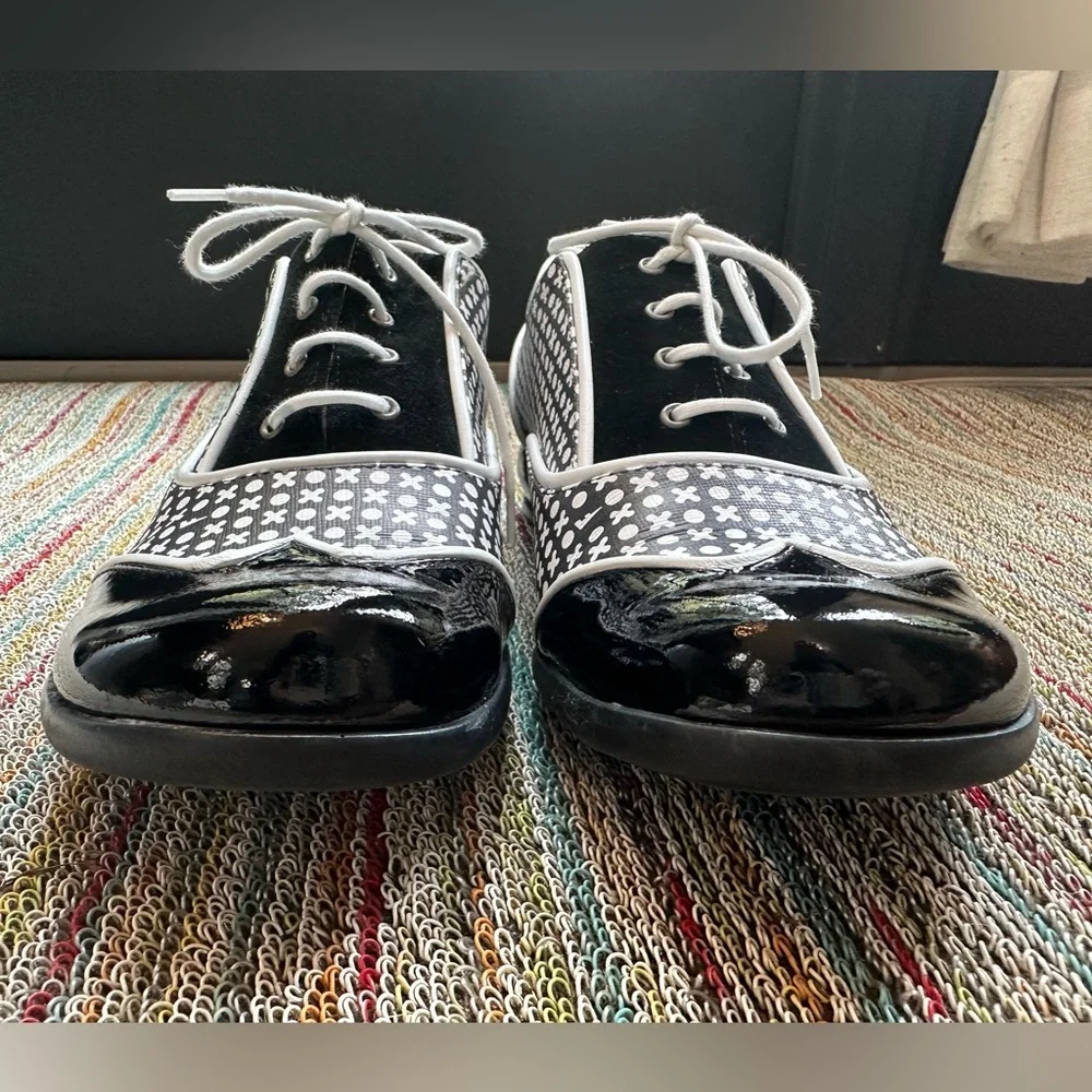 SOLD! Fluevog NEW Fellowship Martha x/o print contrast lace-up loafers -10/10.5 - Picture 5 of 16